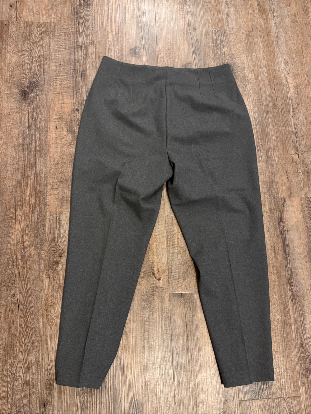 Abercrombie High-Rise Slim Straight Tailored Pants in Charcoal Gray - size 32 - Picture 7 of 7